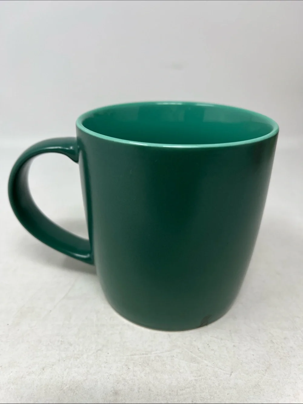 STARBUCKS MUGS BUNDLE OF 3 - 11oz RED GREEN WHITE LIKE NEW